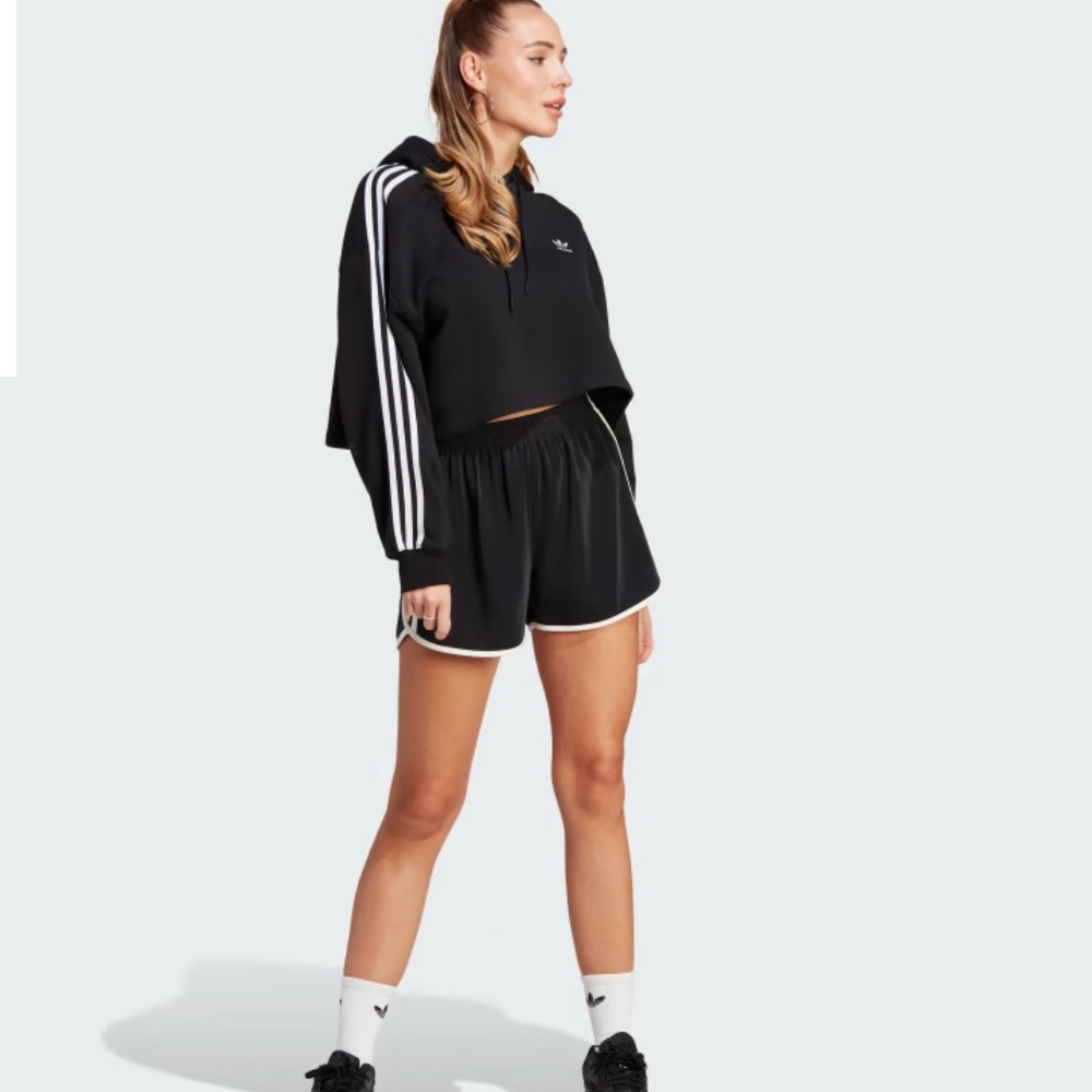 adidas | Essentials cropped hoodie | Black | L